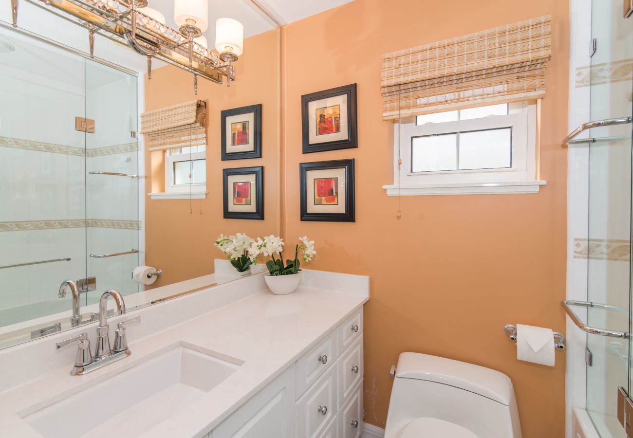 Residence in Seven Mile Beach - Regal Beach Club #624