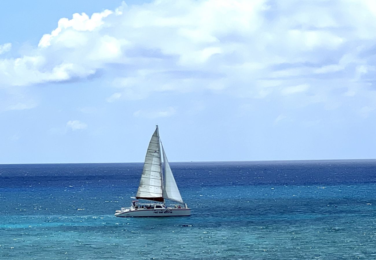 Residence in Seven Mile Beach - Regal Beach Club #632