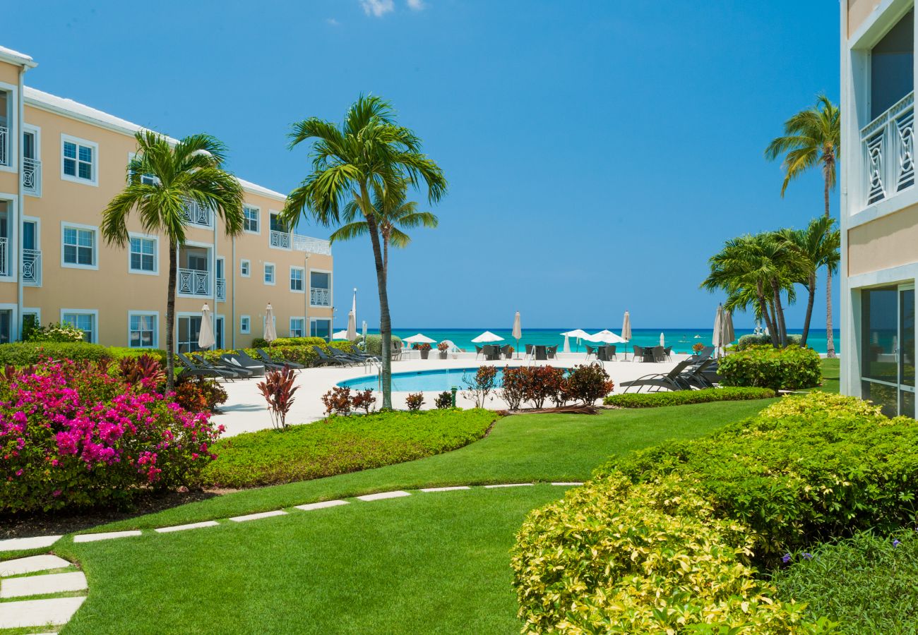 Residence in Seven Mile Beach - Regal Beach Club #513